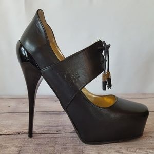 RARE John Fluevog Berlin Mitte Mary Jane Stilettos